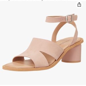 NWT Lucky Brand Ankle Strap Block-Heel Sandals